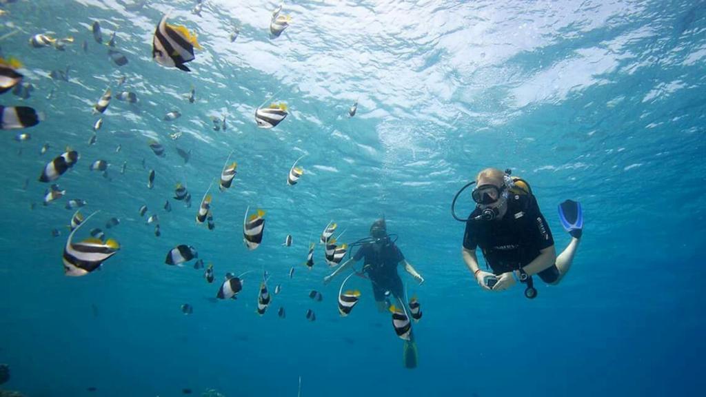 Batuta Maldives Surf View Hotel Thulusdhoo Luaran gambar
