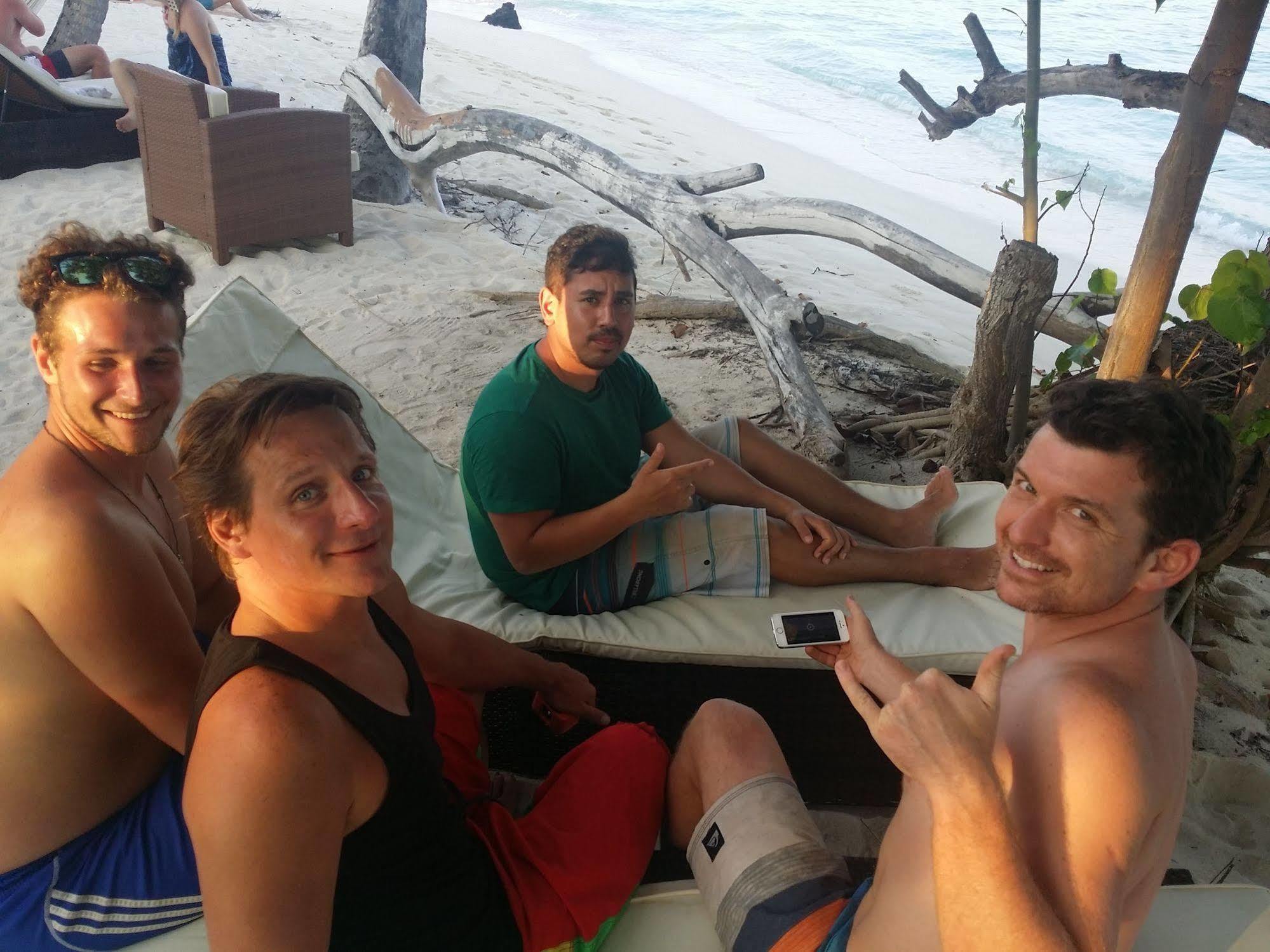 Batuta Maldives Surf View Hotel Thulusdhoo Luaran gambar