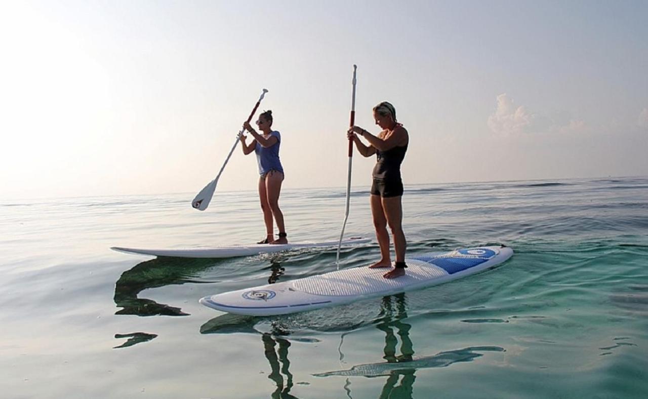 Batuta Maldives Surf View Hotel Thulusdhoo Luaran gambar