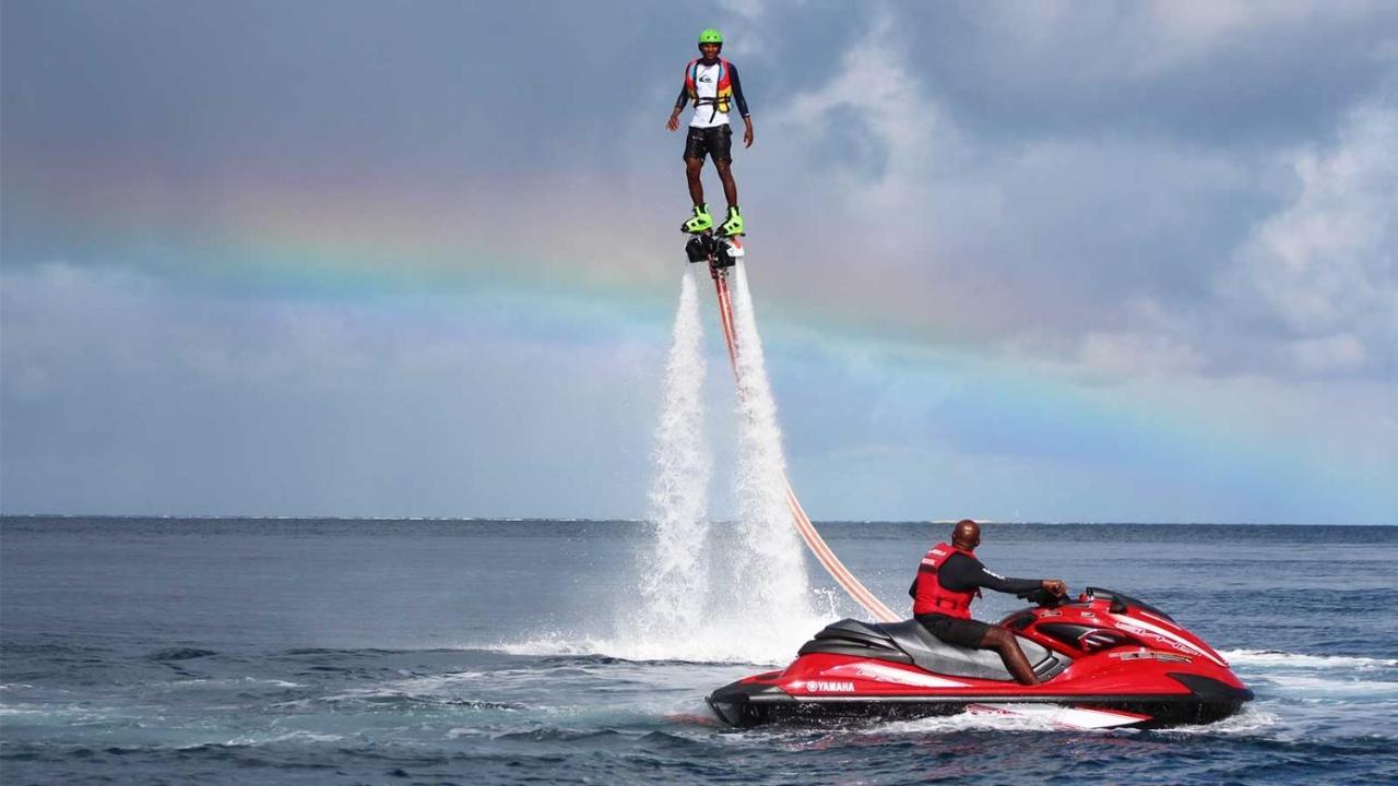 Batuta Maldives Surf View Hotel Thulusdhoo Luaran gambar