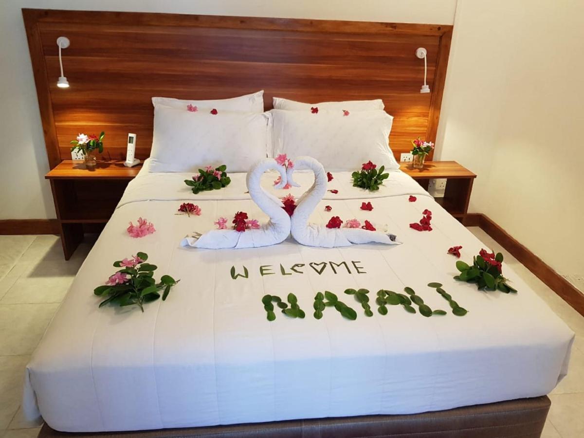 Batuta Maldives Surf View Hotel Thulusdhoo Luaran gambar